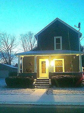 1st image of 138 15th St NW