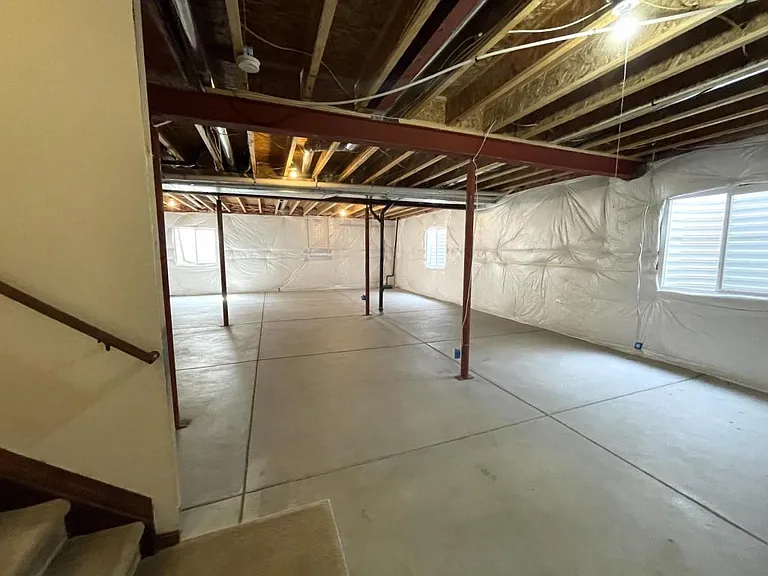 15720 Carob Cir — Photo 19