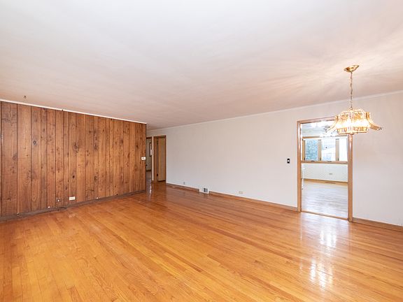 3rd image of 440 S Donald Ave
