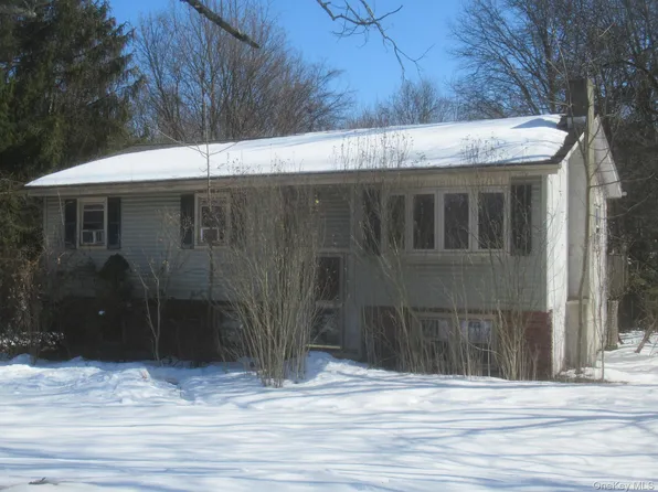 246 Skyline Drive, Highland Mills, NY 10930