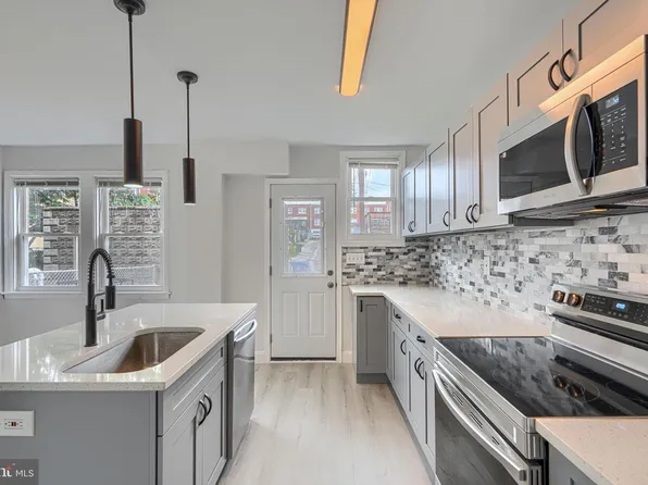 810 Mount Holly St, Baltimore, MD 21229
