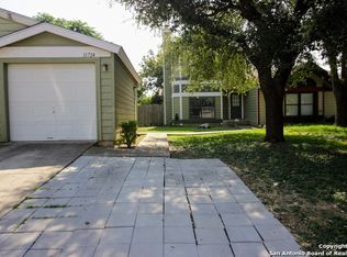 11724 Spring Ridge Dr, San Antonio, TX 78249