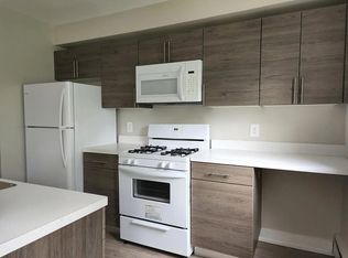 350 Valley Brook Rd #216A, Ambler, PA 19002