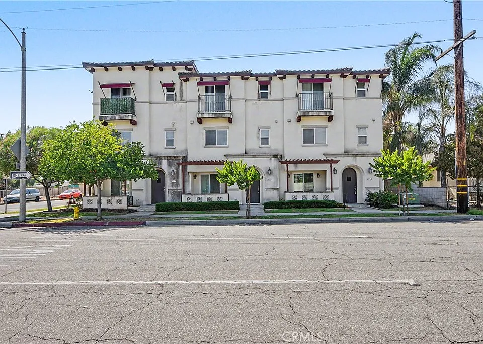 201 N Azusa Ave #6