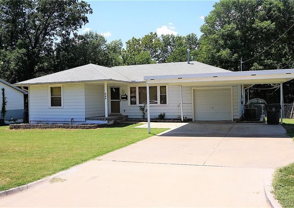 305 Char Lane, Midwest City, OK  731303 bed 1 bath 1 car garage with 2 living areas