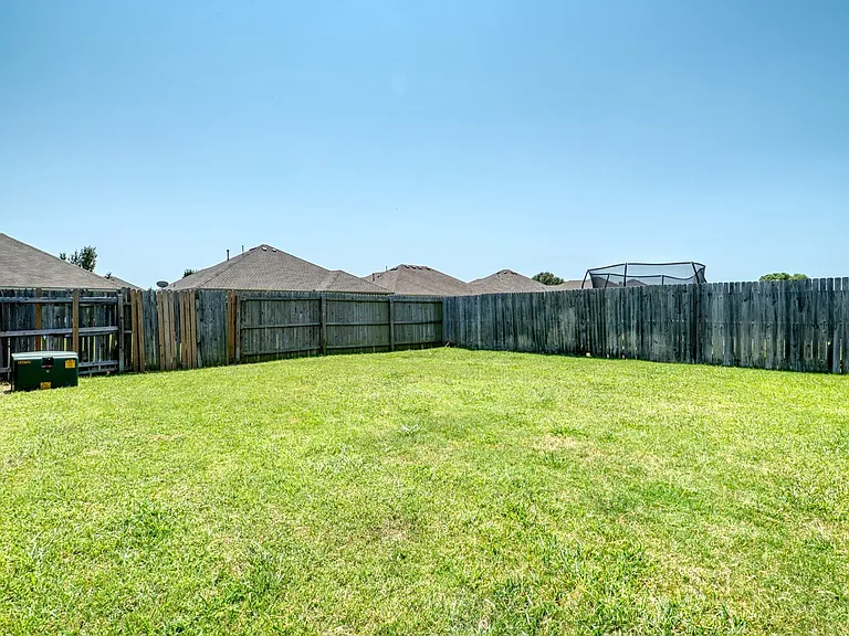 4802 SE 77th St — Photo 17