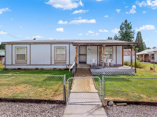 812 Oak St, McCloud, CA 96057