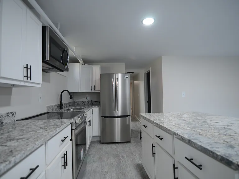 7119 Delaware Ave #4 — Photo 4