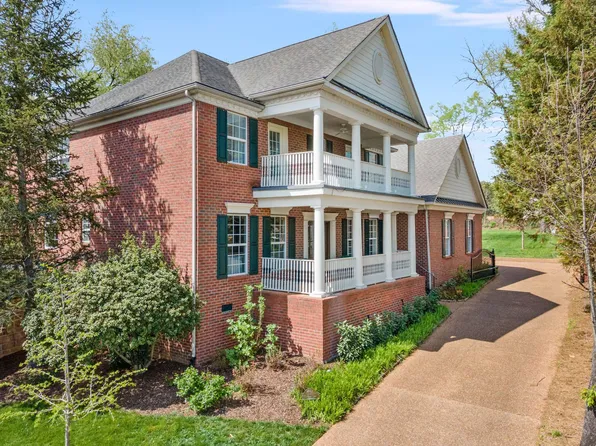 1126 Glendale Ln, Nashville, TN 37204