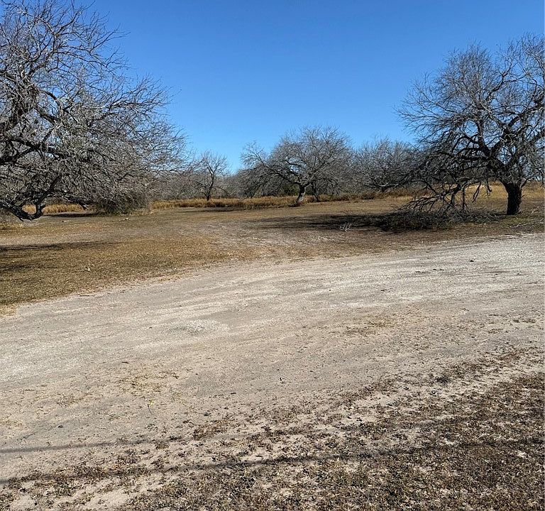 2nd image of 4610 Nuecestown Rd