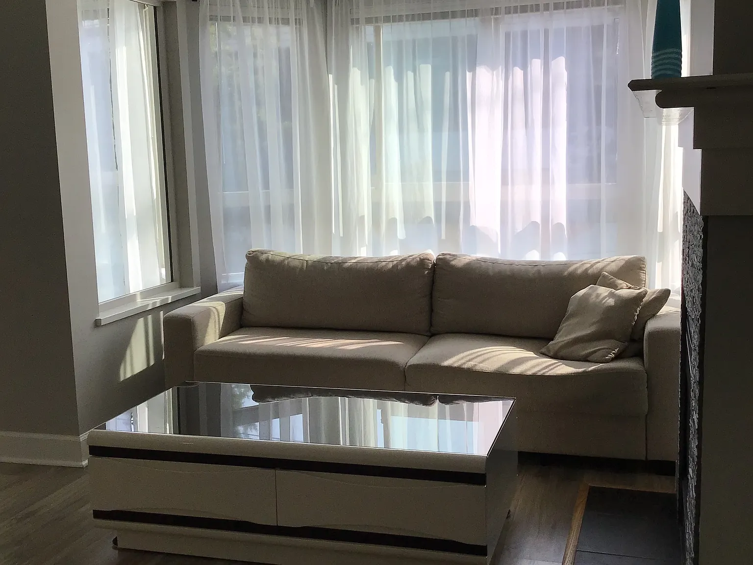1 bed, 640 sqft, $2,850 — Photo 2