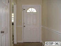 Welcome to Colonial Village