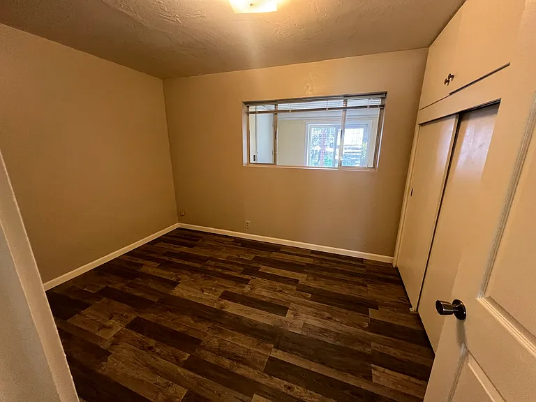 512 Mill St — Photo 7