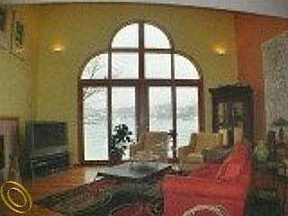 4th image of 7565 Barnsbury Dr
