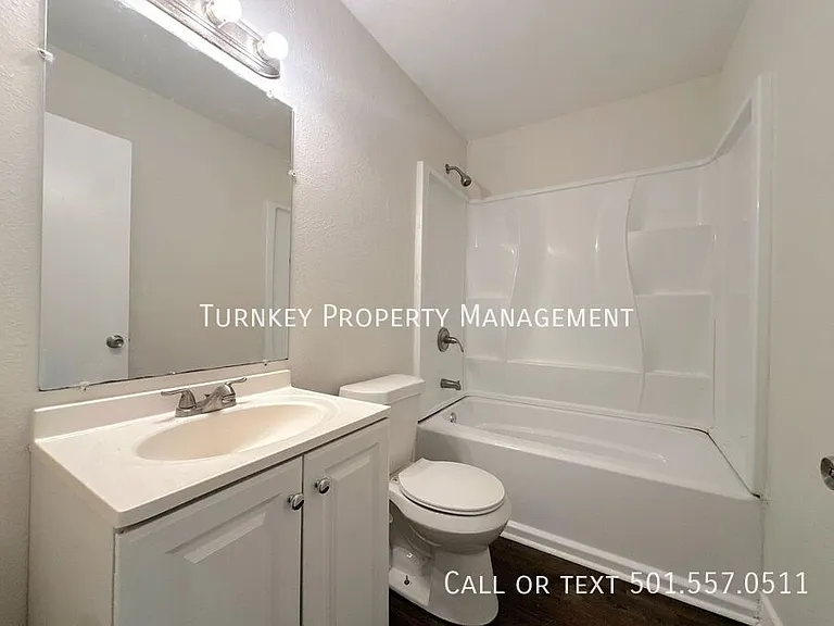 7124 Twin Oaks Rd — Photo 9