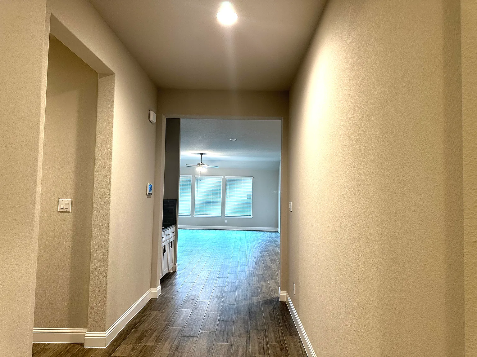 4 bed, 2.5 bath, 2446 sqft, $3,300 — Photo 2