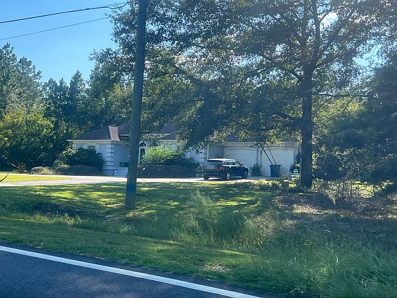 3rd image of 1246 Cv Mosley Blvd