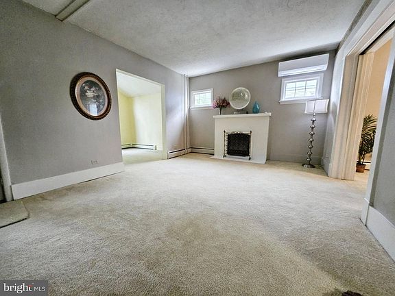 2nd image of 211 Logan Blvd