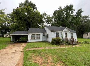 1055 Marlin Rd, Memphis, TN 38116