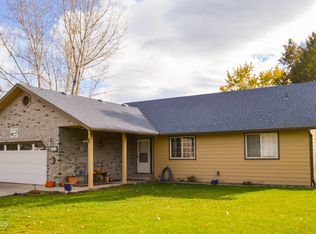 11635 Wide Hollow Rd, Yakima, WA 98908