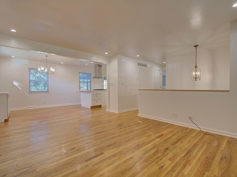 821 Rogers Rd, Villa Hills, KY 41017 Zillow