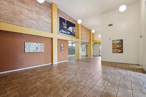 Lofts@ 10 Photo 1