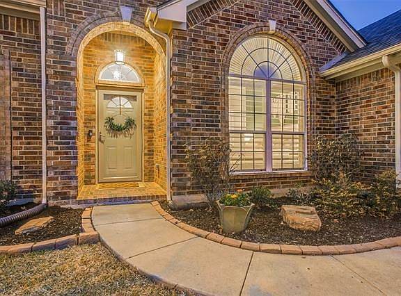 3rd image of 10117 Ash Creek Ln