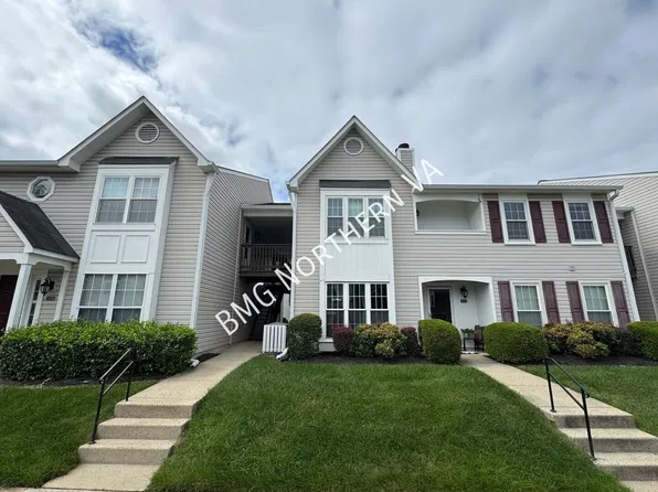 7825 Harrowgate Cir Unit D-144, Springfield, VA 22152