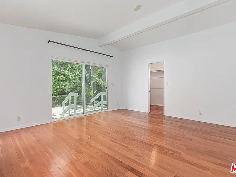 8531 Walnut Dr — Photo 17