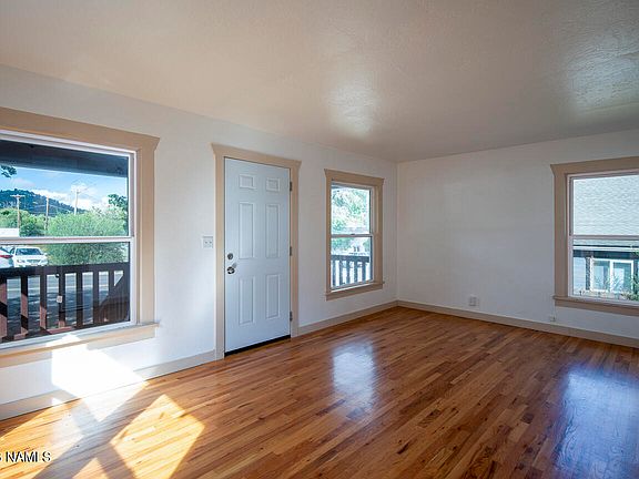 3rd image of 411 S 4th St
