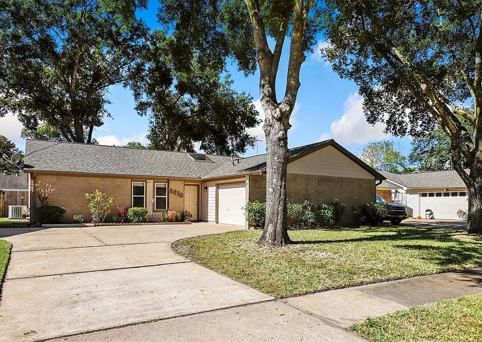 1st image of 8619 Wildforest Dr