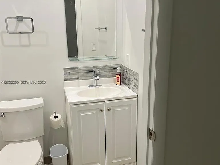 10822 SW 142nd Ct — Photo 9