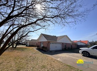 468 W Park Dr, Mary Esther, FL 32569