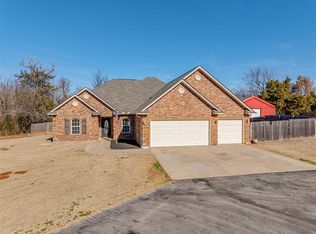 1509 Willow Rd, Blanchard, OK 73010