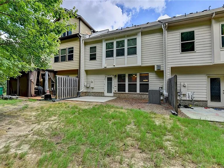 2152 Greencrest Cir — Photo 54