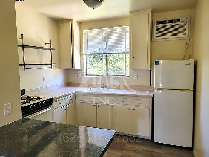 Studio, 1.0 bath, $1,495 — Photo 4
