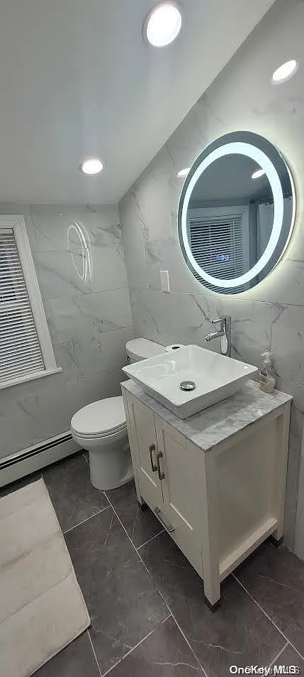 4 bed, 2.0 bath, 900 sqft, $4,950 — Photo 3