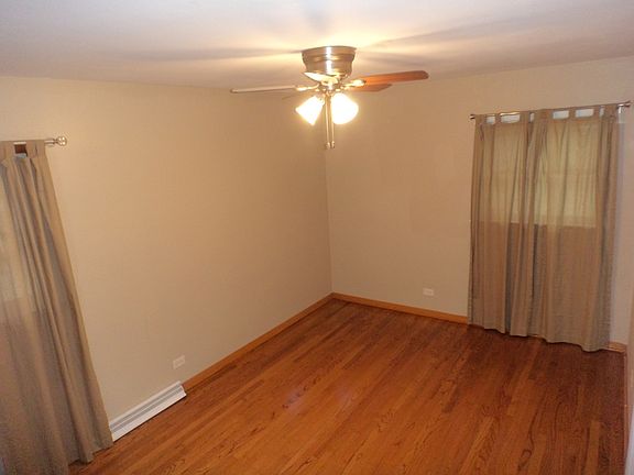 5th image of 729 Cedar Ln