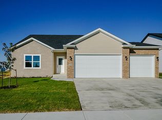 2411 Boulder Dr, Normal, IL 61761