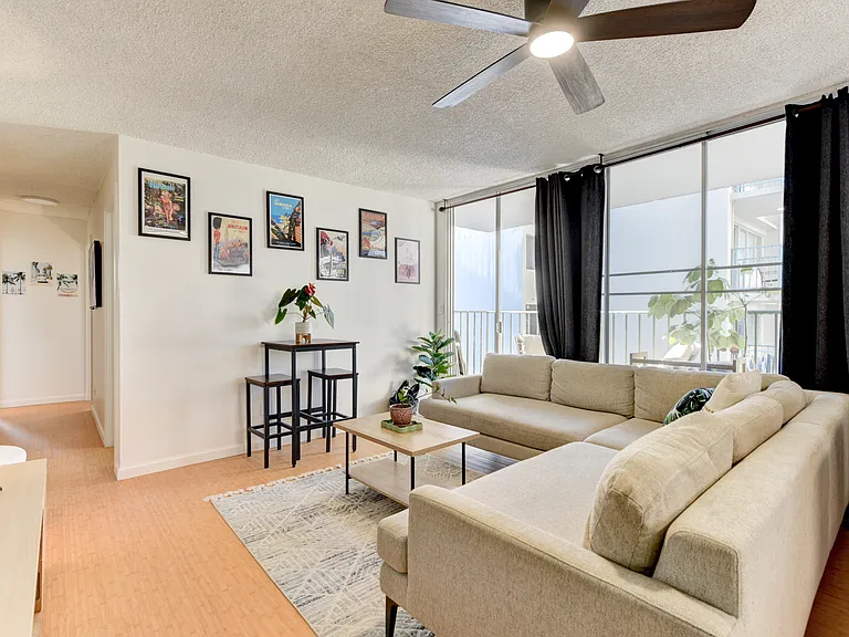 2355 Ala Wai Blvd #508 — Photo 3