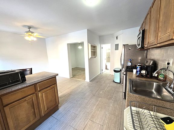 5th image of 268 Nassau Ave APT 1