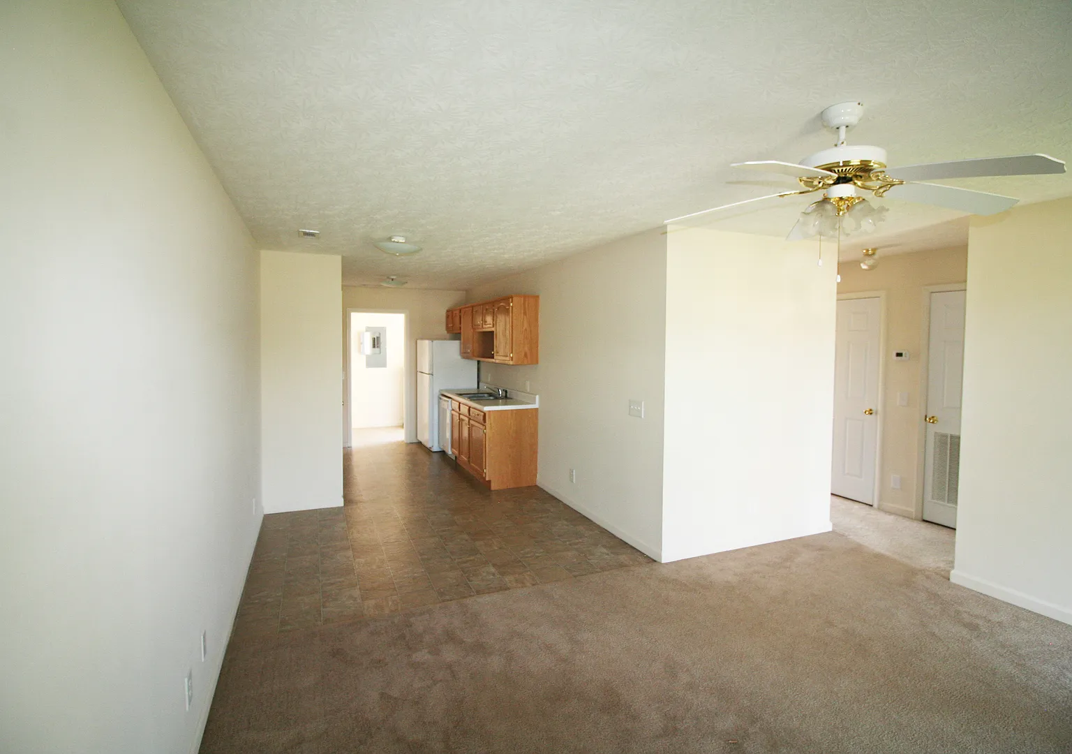 The Oaks - 895 — Photo 4