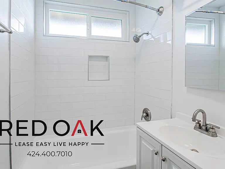 901 Centinela Ave #3 — Photo 13
