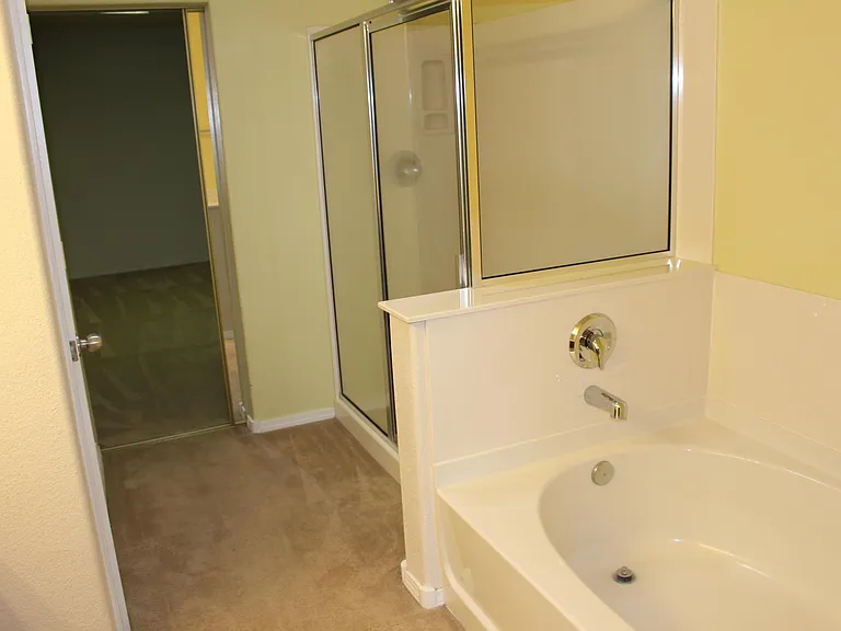 1829 Cortina Loop SE — Photo 20
