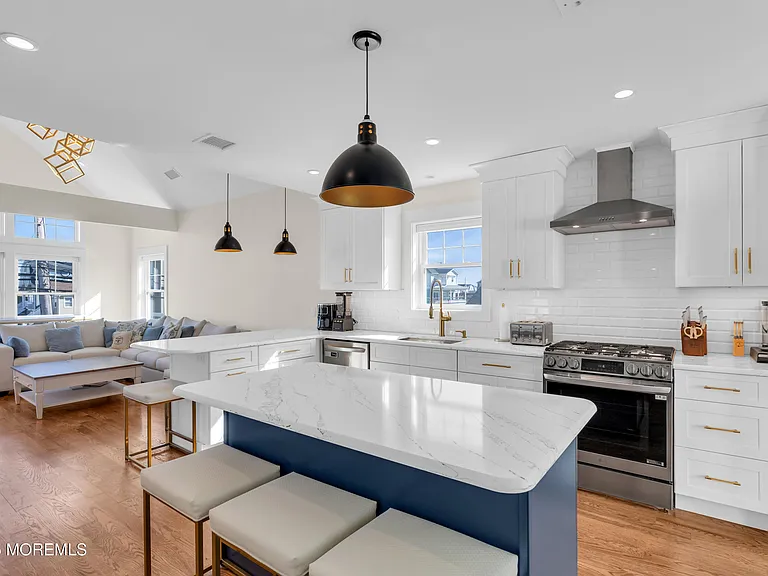 455 Main St E — Photo 19