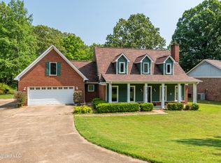 4012 Crystal Ct, Nesbit, MS 38651