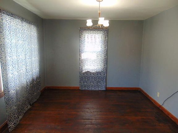 3rd image of 105 Veterans Ave