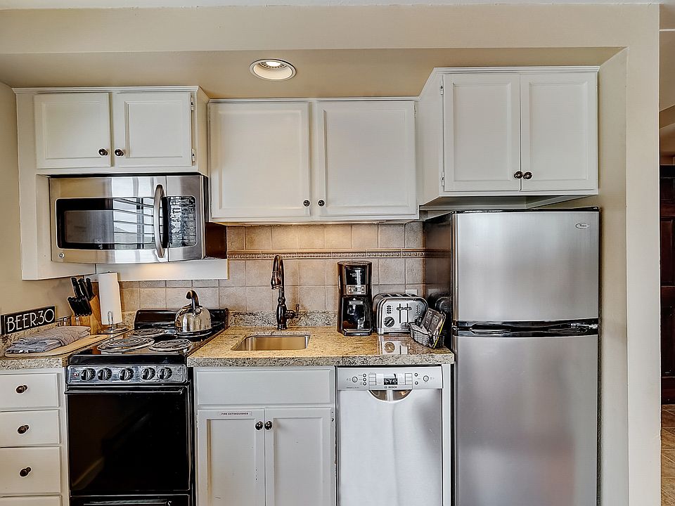 Kitchenette