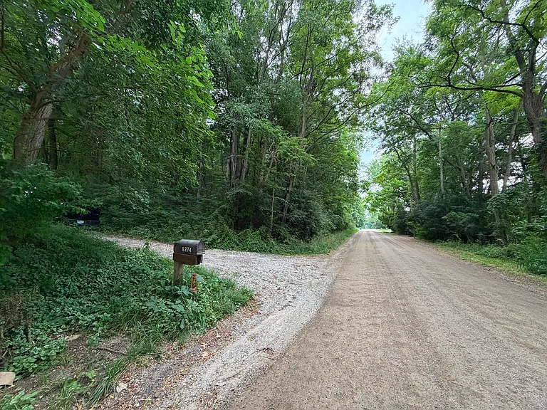 8274 Ellis Rd — Photo 28