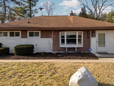 8280 Baytes Dr, Brighton, MI, 48116